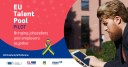 Baner projektu Europejska Pula Talentów – pomoc dla Ukrainy zawiera tekst EU Talent Pool Pilot Bringing jobseekers and employers together wraz z dekoracyjną grafiką.